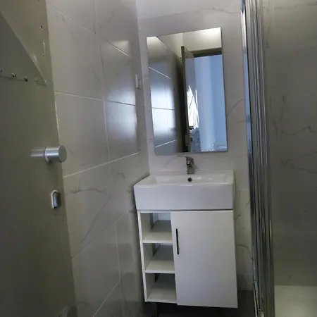 Key Hub - 6-10 Quarto em Acomodações Particulares *