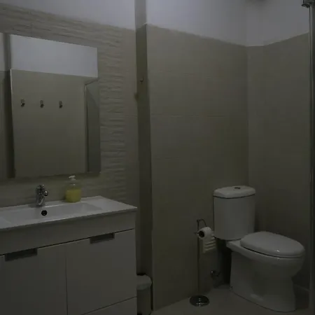 Homestay Key Hub - 6-10 *
