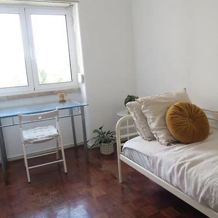 Homestay Key Hub - 6-10 Lisbon